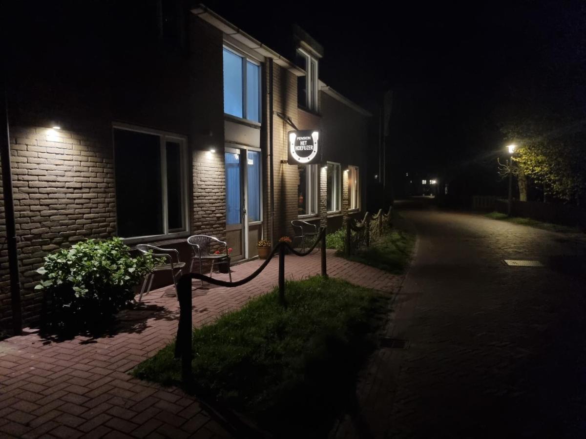 Pension Het Hoefijzer Buren  Exterior photo